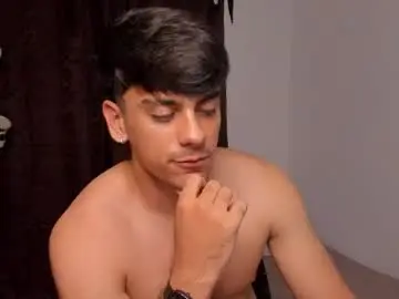 Chaturbate Free Porn Cam of paul_w8