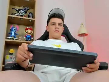 Chaturbate Live Porn of mikecooper_
