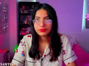 Chaturbate Free Porn Cam of helia_n_amy