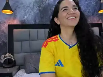 Chaturbate Live Sex Cam of amarantha_milf_