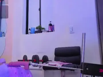 Chaturbate Live Sex Cam of katrina_blaze
