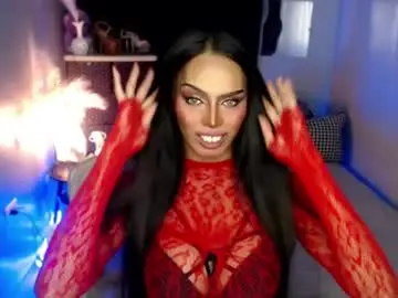 Chaturbate Best live sex cam show of mikeyalawi03