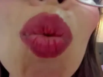 Chaturbate Adult Webcams of lorelaigiven