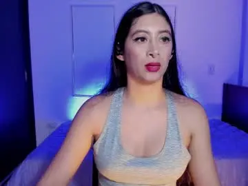 Chaturbate Free Live Porn of aandreamartinez1