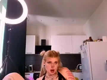 Chaturbate Live Sex Cam of elvenmilk