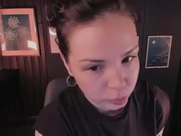 Chaturbate Live Sex Cam of maya___muse