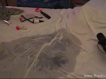 Chaturbate Nude Webcam of _frankie_rivers