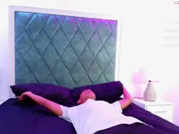 Chaturbate Private Sex Chat of julie_and_axel