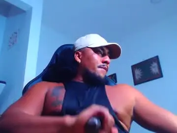 Chaturbate Free Porn Cam of yosoy_enzo2020