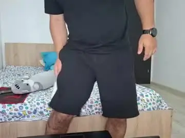 Chaturbate Live Sex Cam of daddyy000018