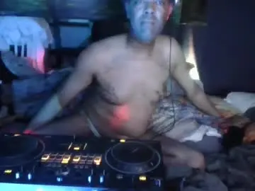 Chaturbate Sex Chat of fadeyisteven32