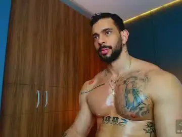 Chaturbate Free Live Porn of massimo_visconti