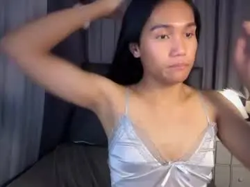 Chaturbate Adult Video Chat of roxiethogersen