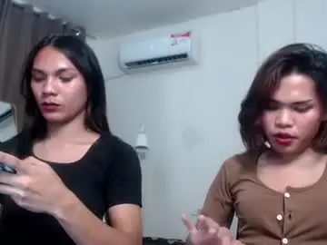 Chaturbate Watch Live Sex Cams of hotasian__chris