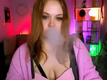 Chaturbate Live Sex Cam of lucy_shy3
