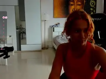 Chaturbate Live Sex Cam of emmyfoxxofficial