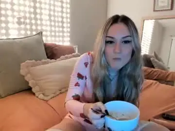Chaturbate Nude Webcam of iris_roslin