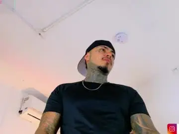 Chaturbate Free Live Porn of jordansmiith_