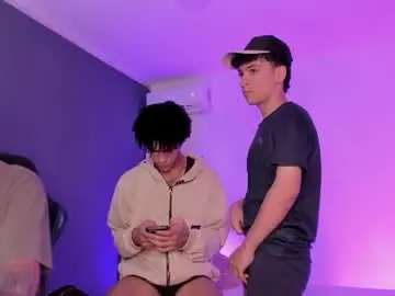 Chaturbate Sex Chat of handsomeboys19