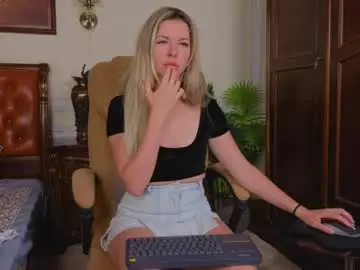 Chaturbate Adult Video Chat of lunarishi