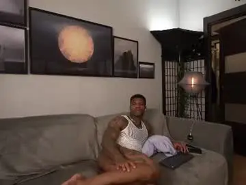 Chaturbate Live Sex of ostine_brown