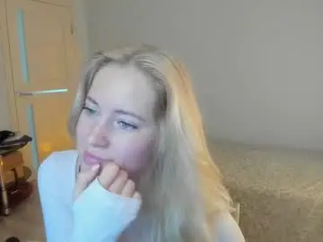 Chaturbate Watch Live Sex Cams of e___lisa