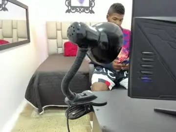 Chaturbate Nude Webcam of juan_123__