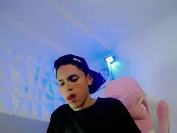 Chaturbate Adult Video Chat of sombra_18