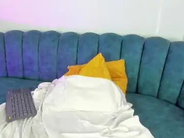 Chaturbate Live Sex Cam of bibiana_honey1