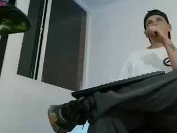 Chaturbate Adult Webcams of thomasjons