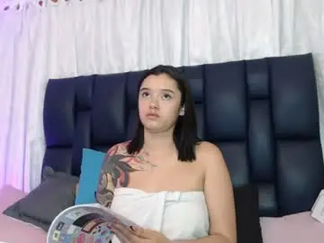 Chaturbate Adult Video Chat of bella_lr