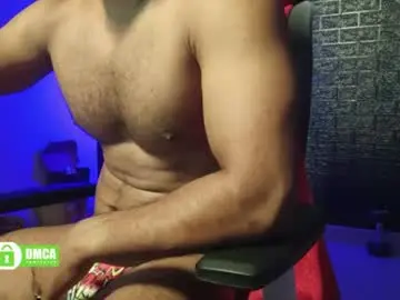 Chaturbate Live Sex Cam of insanestud_miles