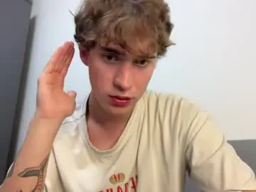 Chaturbate Free Porn Cam of kevin_martin8