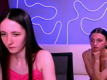 Chaturbate Free Live Porn of caroline_honeyy