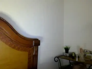 Chaturbate Free Porn Cam of ricciolina___