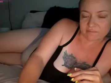 Chaturbate Watch Live Sex Cams of julimonroe