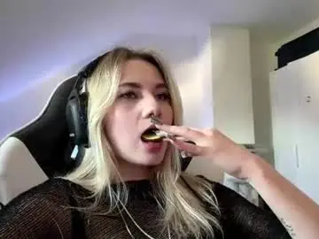 Chaturbate Live Porn of jeraldinebounds