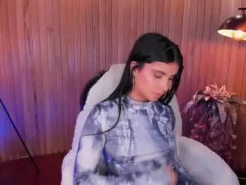 Chaturbate Free Porn Cam of mialaurence_