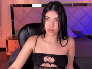 Chaturbate Adult Webcams of mialaurence_