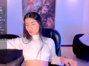 Chaturbate Best live sex cam show of mialaurence_