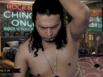 Chaturbate Live Sex Cam of chinoroz