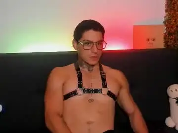 Chaturbate Adult Webcams of simon_cortes