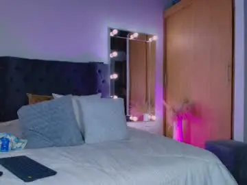 Chaturbate Live Sex of allieecollinss24