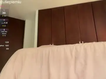 Chaturbate Watch Live Sex Cams of cutiepiemiu