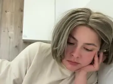 Chaturbate Live Porn of emily_morning_dew