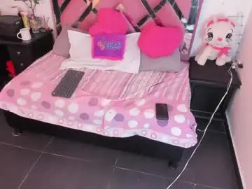 Chaturbate Adult Webcams of bellalumi