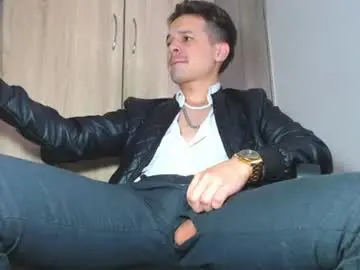 Chaturbate Free Live Porn of leonal_oconer