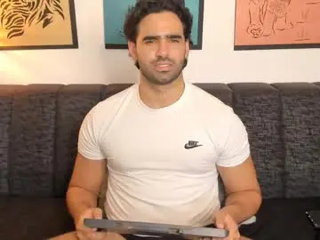 Chaturbate Live Porn of bradleymartin7