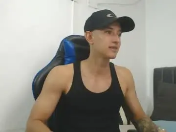 Chaturbate Live Sex Cam of jake_shadow14