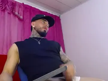 Chaturbate Adult Webcams of tommyblessd1